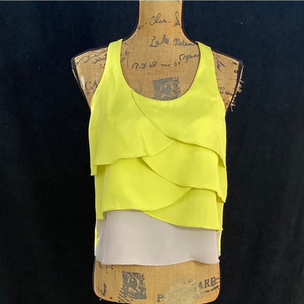 Lush S Franchesca's Collection Blouse Tank Top NWT Chartreuse Green Scallop
